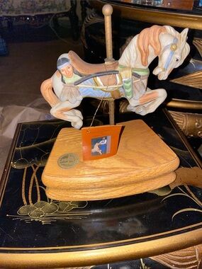 Vintage 1988 Tobin Fraley 3rd ED Carousel Horse Figurine in Cream and Peach
